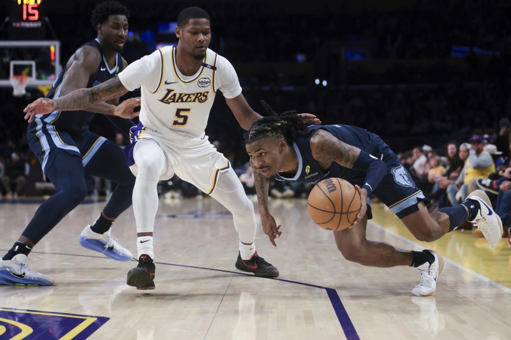 王雅繁接受 王雅繁接受