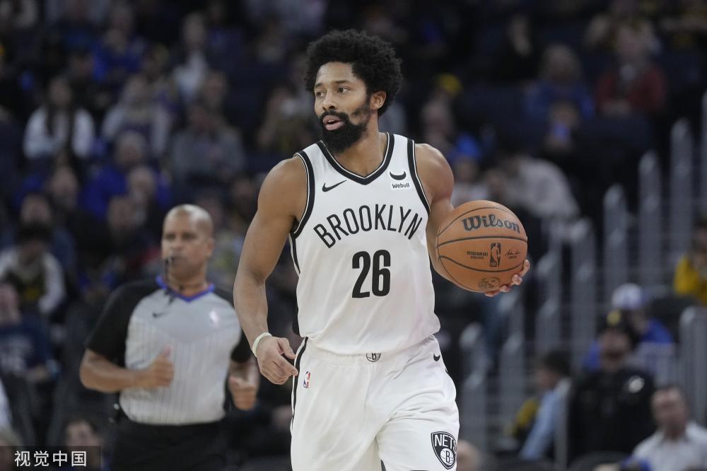 詹姆斯带头 詹姆斯带头